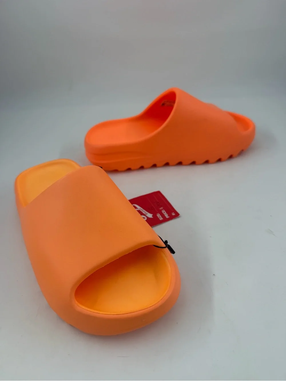 👞 Adidas Unisex Yeezy Slides -Size 5 Men/Youth -Enflame Orange -Size 6.5 Women